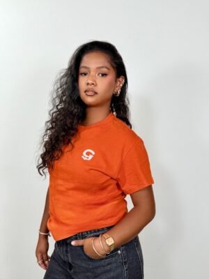 t shirt jazmine hood